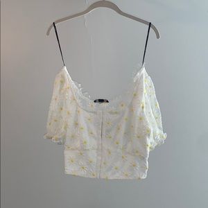 Daisy embroidered mesh top